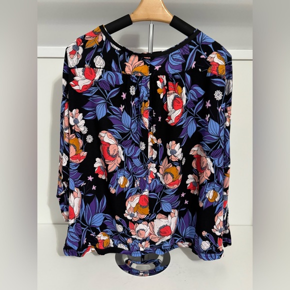 Free People Keepin’ On Tee Tropical Floral Print Women's Ling Sleeve Blouse Med. - Picture 8 of 12